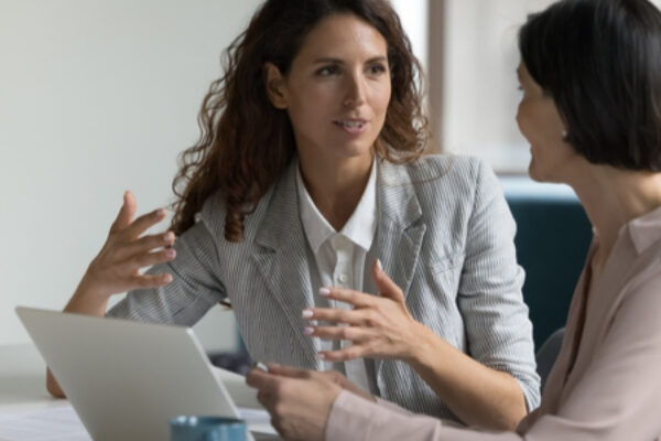 Leiderschap in actie: essentiële vaardigheden voor managers